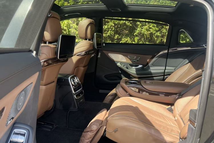 Used Mercedes-Benz Maybach S-Class 2016 S 400 4MATIC Interior 1