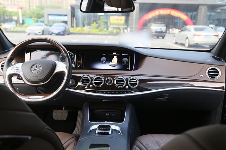 Used Mercedes-Benz Maybach S-Class 2016 S 400 4MATIC Interior 2