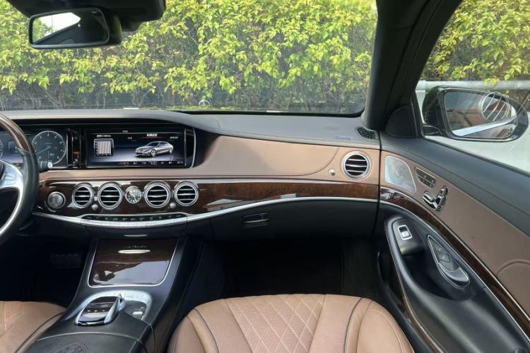 Used Mercedes-Benz Maybach S-Class 2016 S 400 4MATIC Interior 2