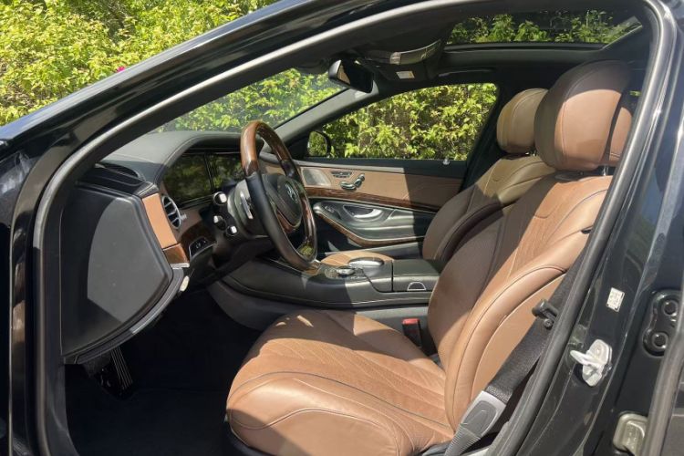 Used Mercedes-Benz Maybach S-Class 2016 S 400 4MATIC Interior 3