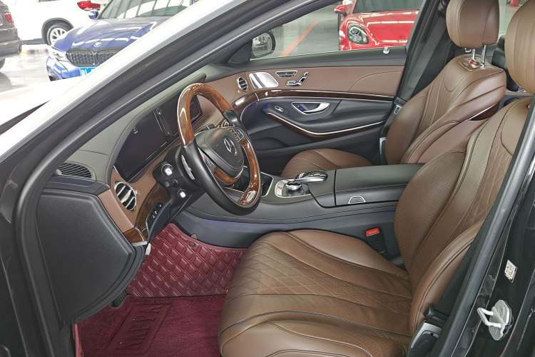 Used Mercedes-Benz Maybach S-Class 2016 S 400 4MATIC Interior 3