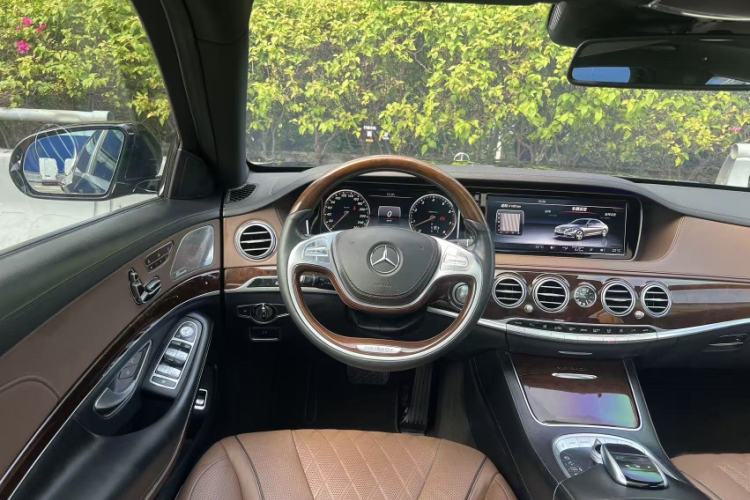 Used Mercedes-Benz Maybach S-Class 2016 S 400 4MATIC Interior 4