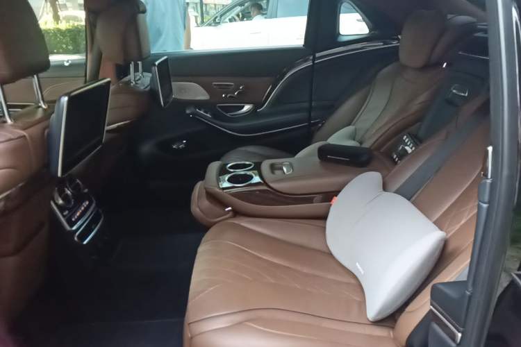 Used Mercedes-Benz Maybach S-Class 2016 S 400 4MATIC Left Rear Seat