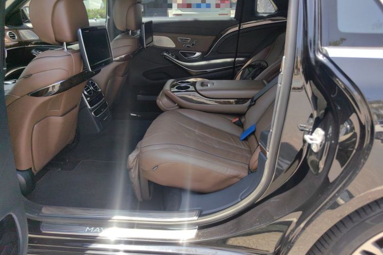 Used Mercedes-Benz Maybach S-Class 2016 S 400 4MATIC Left Rear Seat