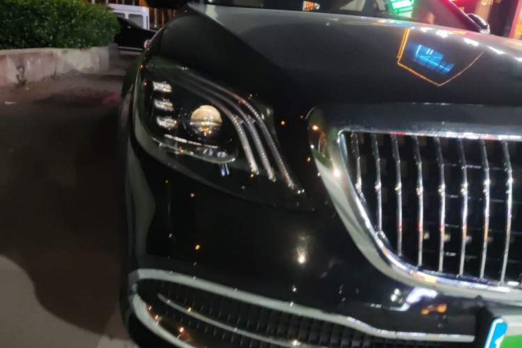 Used Mercedes-Benz Maybach S-Class 2016 S 400 4MATIC Right Front Headlight