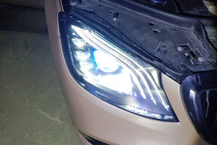 Used Mercedes-Benz Maybach S-Class 2016 S 400 4MATIC Right Front Headlight