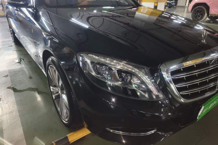 Used Mercedes-Benz Maybach S-Class 2016 S 400 4MATIC Right Front Headlight