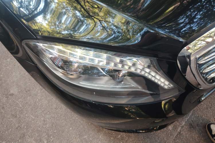 Used Mercedes-Benz Maybach S-Class 2016 S 400 4MATIC Right Front Headlight