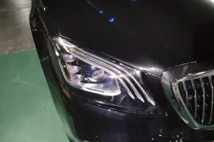 Used Mercedes-Benz Maybach S-Class 2016 S 400 4MATIC Right Front Headlight