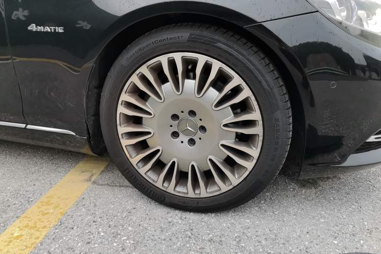 Used Mercedes-Benz Maybach S-Class 2016 S 400 4MATIC Right Front Wheel Hub