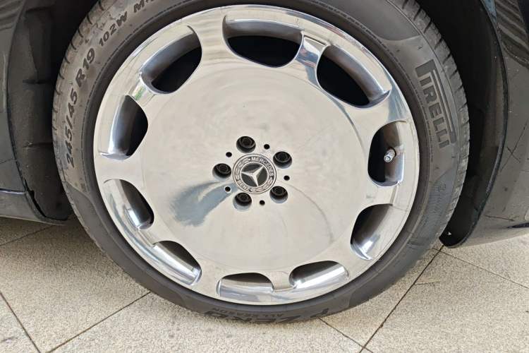 Used Mercedes-Benz Maybach S-Class 2016 S 400 4MATIC Right Front Wheel Hub