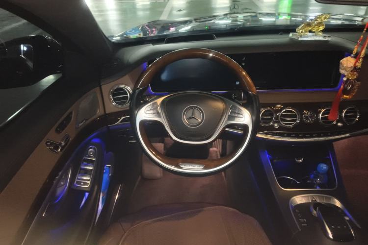Used Mercedes-Benz Maybach S-Class 2016 S 400 4MATIC Steering Wheel