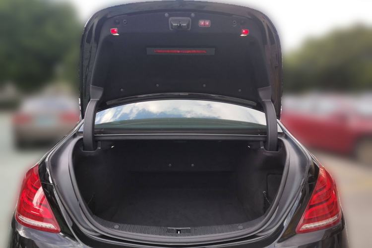Used Mercedes-Benz Maybach S-Class 2016 S 400 4MATIC Trunk