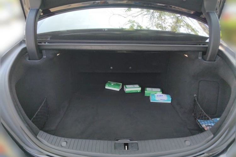 Used Mercedes-Benz Maybach S-Class 2016 S 400 4MATIC Trunk