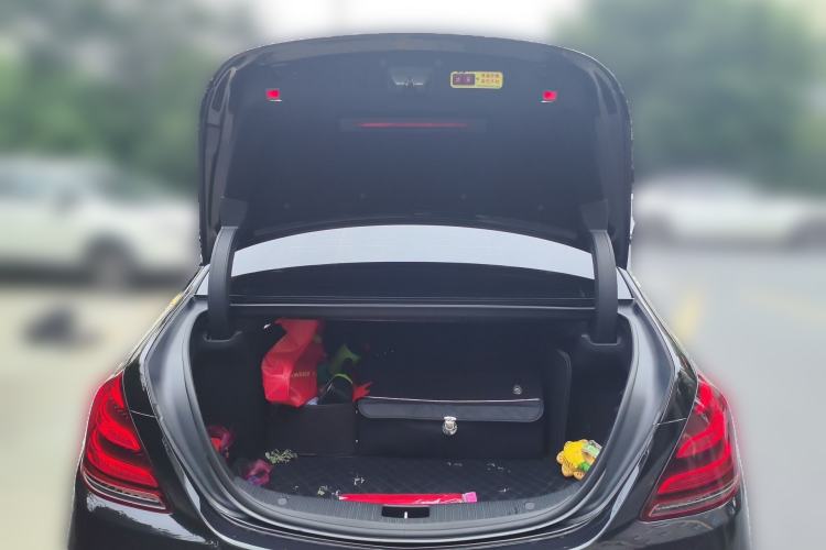 Used Mercedes-Benz Maybach S-Class 2016 S 400 4MATIC Trunk