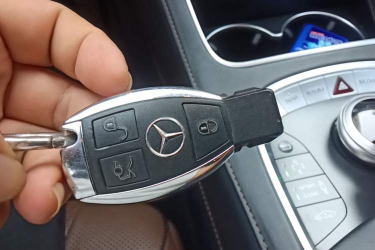 Used Mercedes-Benz Maybach S-Class 2016 S 400 4MATIC Vehicle Key