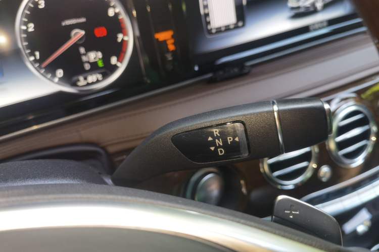 Used Mercedes-Benz Maybach S-Class 2016 S 400 4MATIC Gear Lever