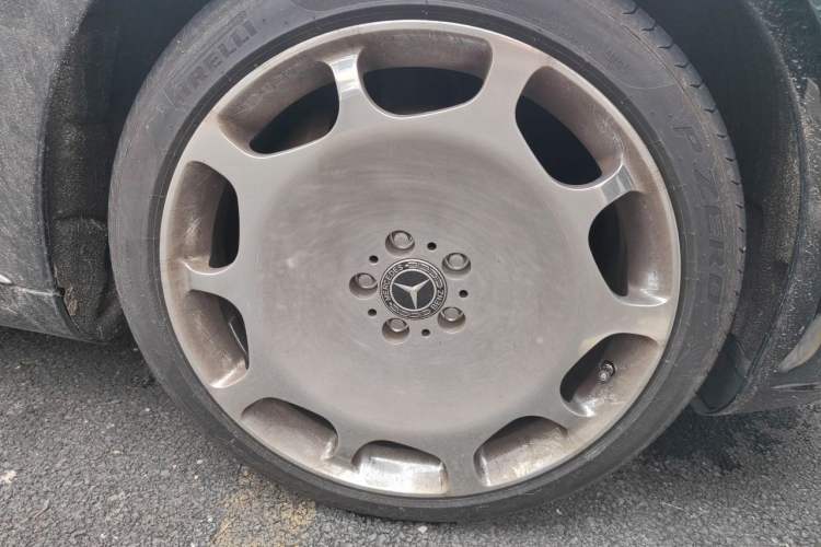 Used Mercedes-Benz Maybach S-Class 2016 S 400 4MATIC Right Front Wheel Hub