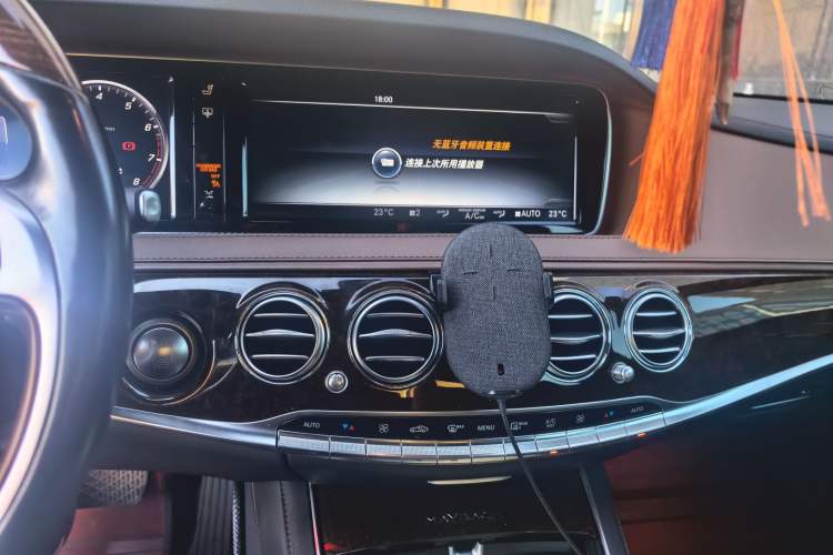 Used Mercedes-Benz Maybach S-Class  Audio And AC Panel