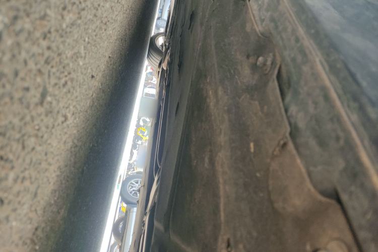Used Mercedes-Benz Maybach S-Class 2017 S 500 4MATIC Chassis Rear Left