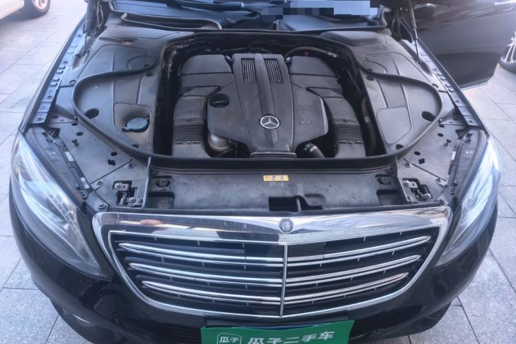 Used Mercedes-Benz Maybach S-Class  Engine Bay