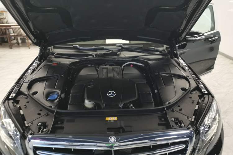 Used Mercedes-Benz Maybach S-Class 2017 S 400 4MATIC Engine Bay