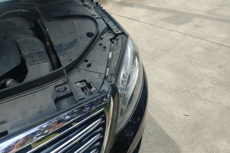 Used Mercedes-Benz Maybach S-Class 2017 S 400 4MATIC Engine Bay Left