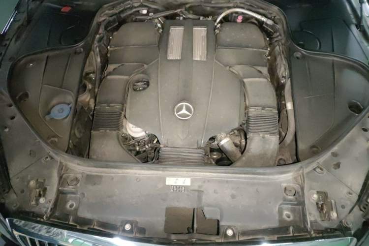 Used Mercedes-Benz Maybach S-Class 2017 S 400 4MATIC Engine Bay