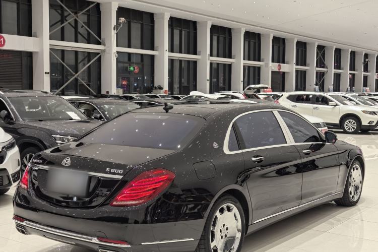 Used Mercedes-Benz Maybach S-Class 2017 S 500 4MATIC Exterior 6