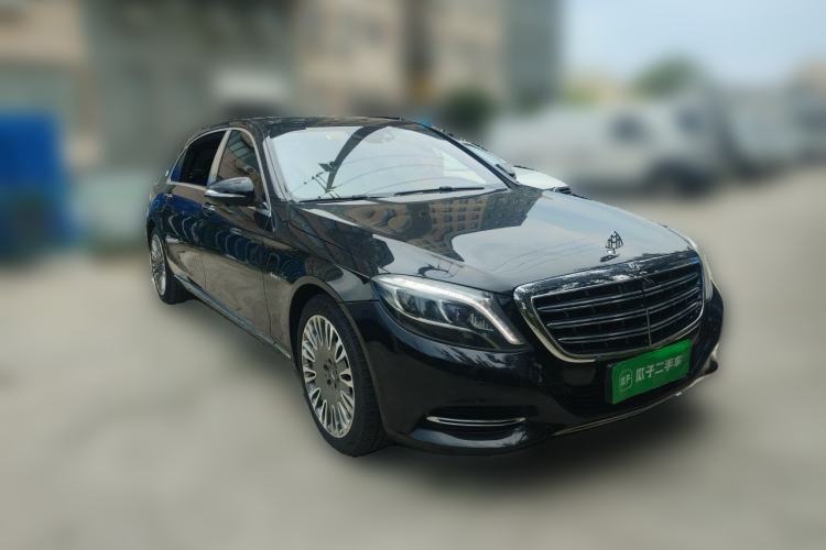 Used Mercedes-Benz Maybach S-Class 2017 S 400 4MATIC Front Right 45 Deg