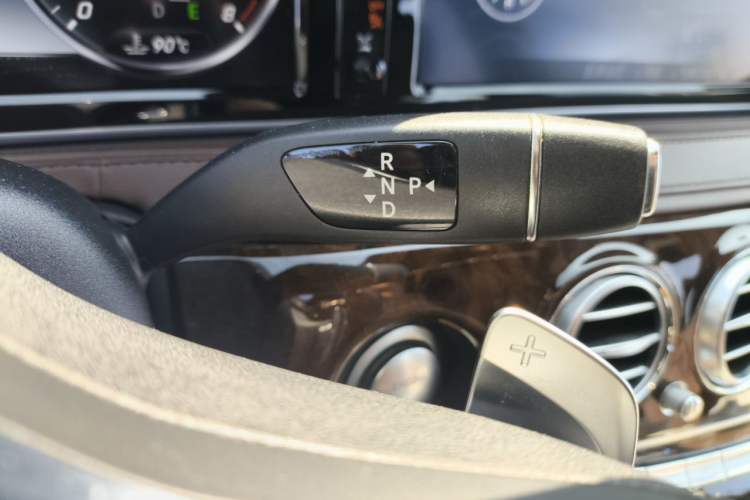 Used Mercedes-Benz Maybach S-Class 2017 S 400 4MATIC Gear Lever