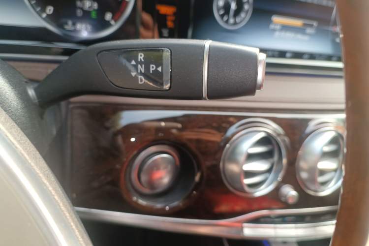 Used Mercedes-Benz Maybach S-Class 2017 S 400 4MATIC Gear Lever