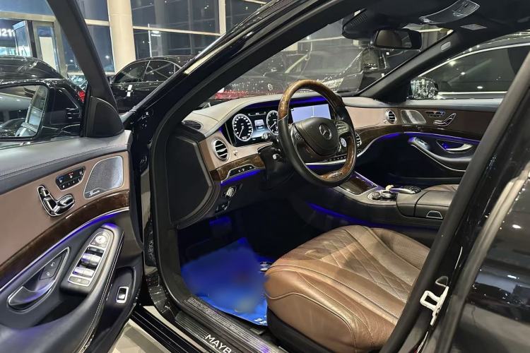 Used Mercedes-Benz Maybach S-Class 2017 S 400 4MATIC Interior 1