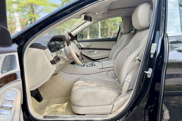 Used Mercedes-Benz Maybach S-Class 2017 S 500 4MATIC Interior 2