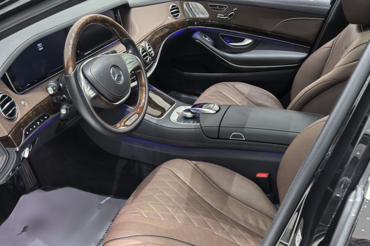 Used Mercedes-Benz Maybach S-Class 2017 S 500 4MATIC Interior 3
