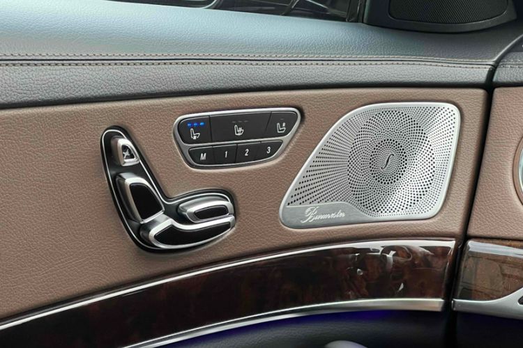 Used Mercedes-Benz Maybach S-Class 2017 S 400 4MATIC Interior 4