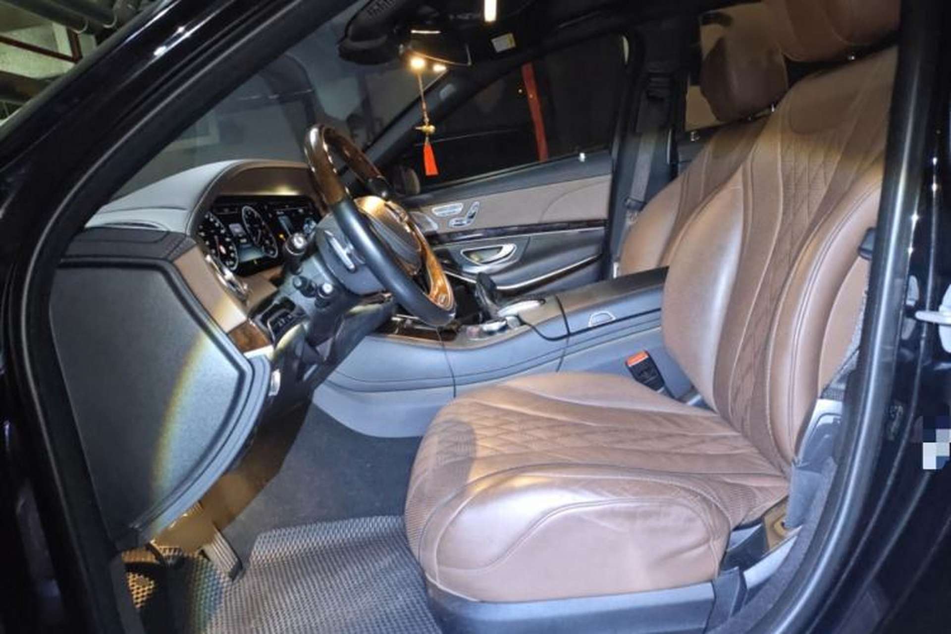 Used Mercedes-Benz Maybach S-Class 2017 S 400 4MATIC Left Front Seat
