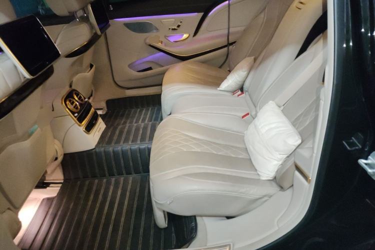 Used Mercedes-Benz Maybach S-Class 2017 S 400 4MATIC Left Rear Seat