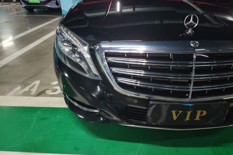 Used Mercedes-Benz Maybach S-Class 2017 S 400 4MATIC Right Front Headlight