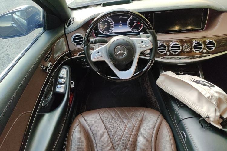 Used Mercedes-Benz Maybach S-Class 2017 S 400 4MATIC Steering Wheel