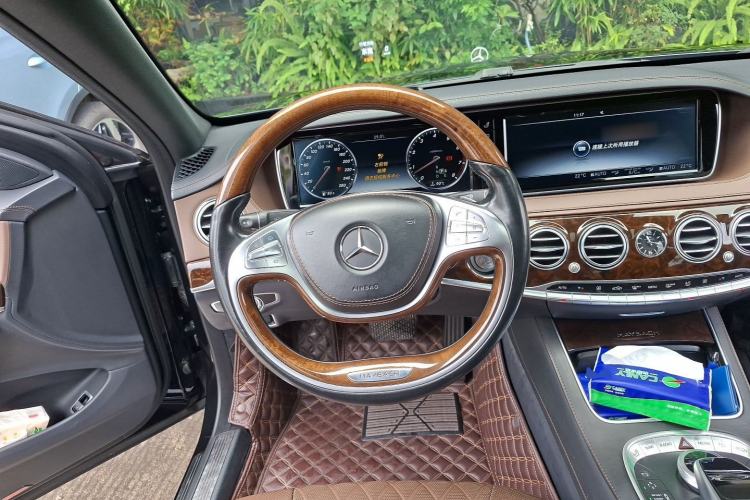 Used Mercedes-Benz Maybach S-Class 2017 S 400 4MATIC Steering Wheel