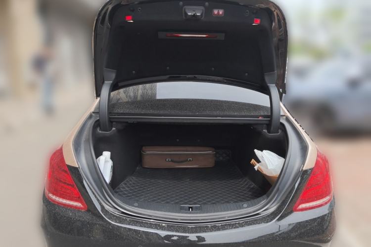 Used Mercedes-Benz Maybach S-Class 2017 S 400 4MATIC Trunk