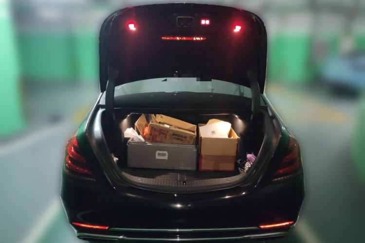 Used Mercedes-Benz Maybach S-Class 2017 S 400 4MATIC Trunk