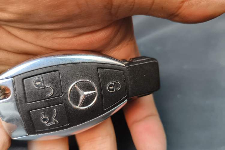 Used Mercedes-Benz Maybach S-Class 2017 S 400 4MATIC Vehicle Key