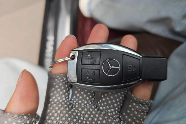 Used Mercedes-Benz Maybach S-Class 2017 S 400 4MATIC Vehicle Key