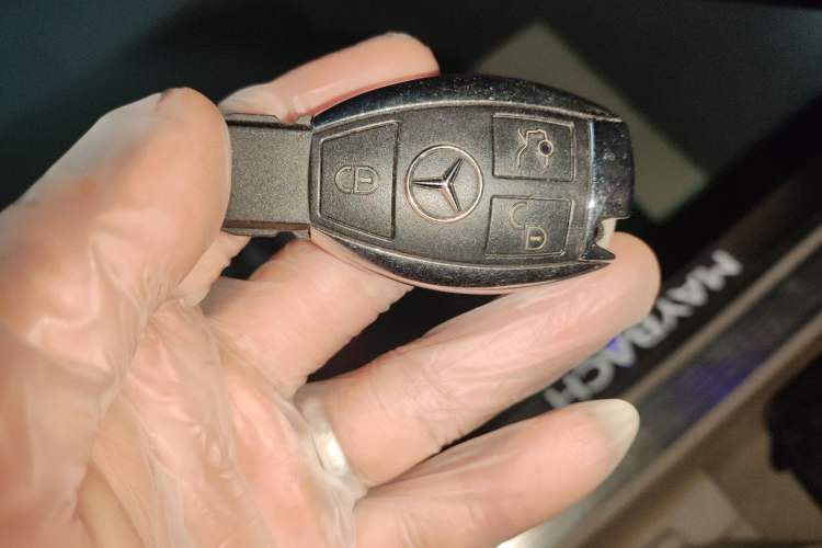 Used Mercedes-Benz Maybach S-Class 2017 S 400 4MATIC Vehicle Key