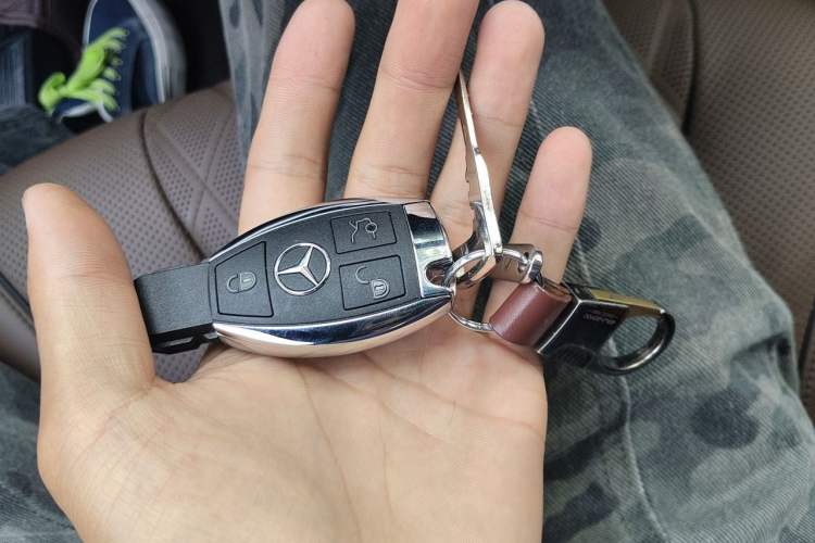 Used Mercedes-Benz Maybach S-Class 2017 S 400 4MATIC Vehicle Key