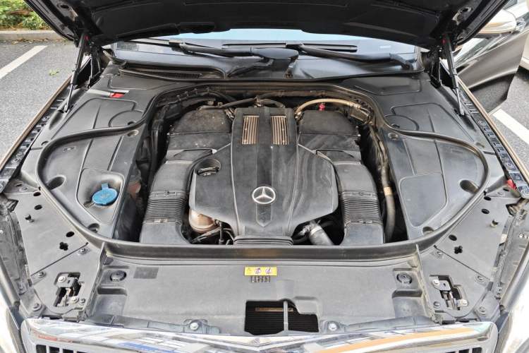 Used Mercedes-Benz Maybach S-Class 2017 S 400 4MATIC Engine Bay