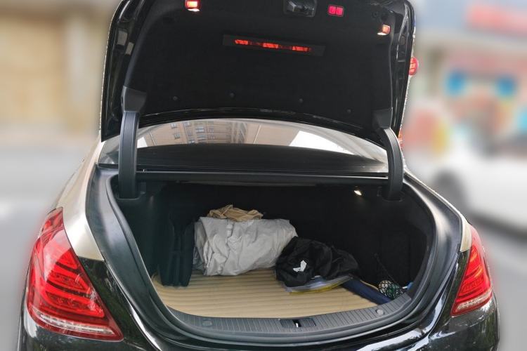 Used Mercedes-Benz Maybach S-Class 2017 S 400 4MATIC Trunk