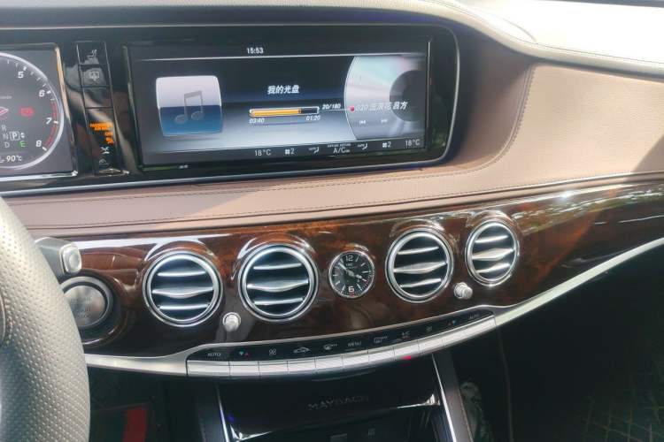 Used Mercedes-Benz Maybach S-Class 2017 S 400 4MATIC Audio And AC Panel